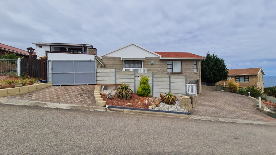 3 Bedroom Property for Sale in Dana Bay Western Cape